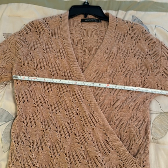 Deep V neck wrap sweater size Medium - Picture 7 of 8